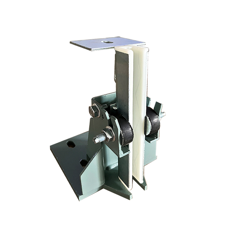 حذاء الدليل المنزلق للمصعد FKD-1460 B22 (4 فتحات)